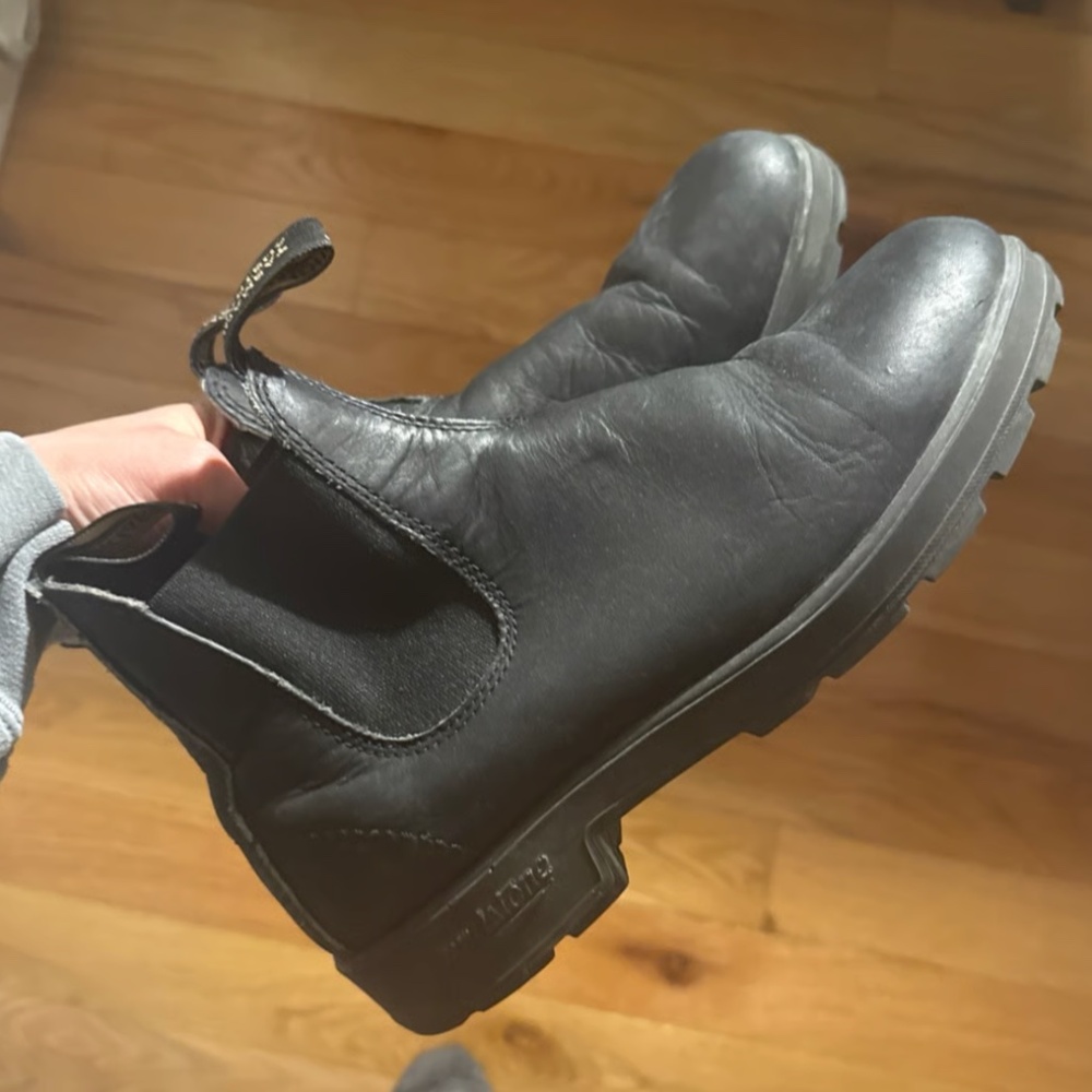 Women’s blundstone black